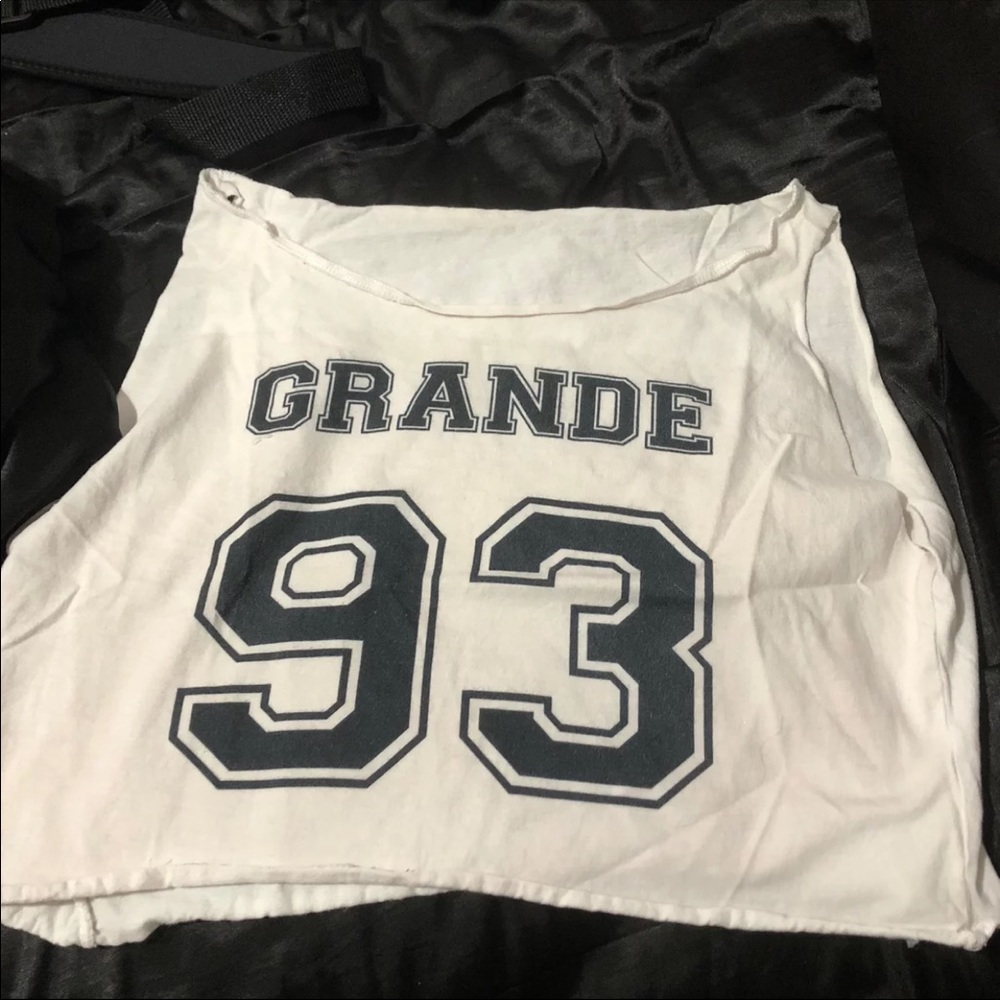 Ariana Grande crop top
